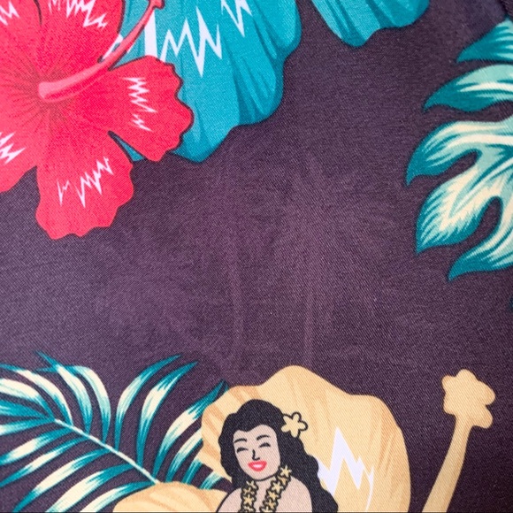 ACE VENTURA Pet Detective Hula Girl Hawaiian Shirt - Picture 4 of 7